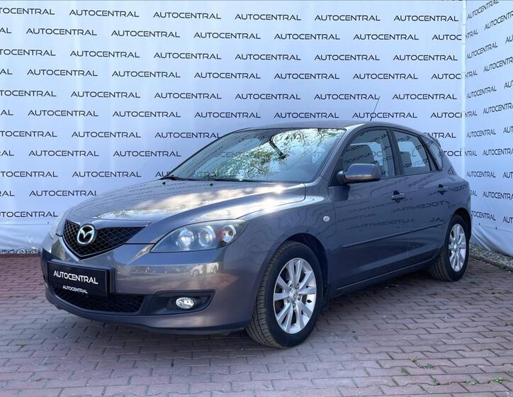 Mazda 3 4