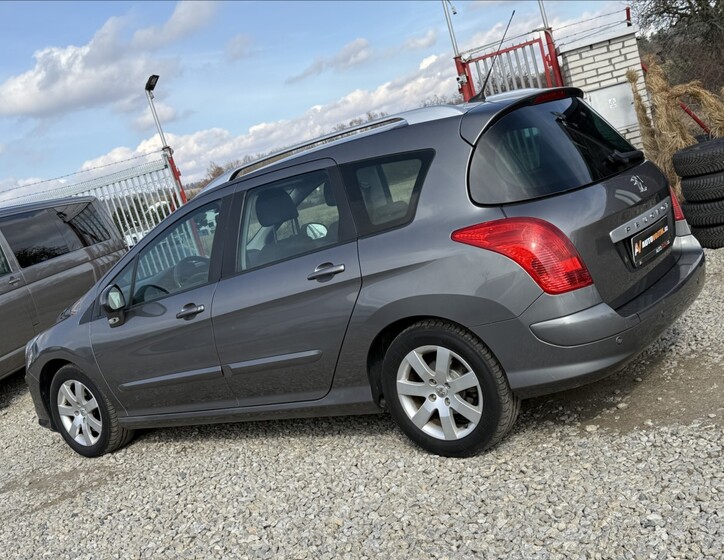 Peugeot 308 7