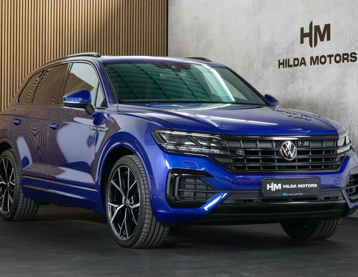 Volkswagen Touareg 1