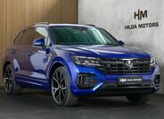 Volkswagen Touareg 1