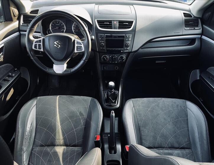 Suzuki Swift 12