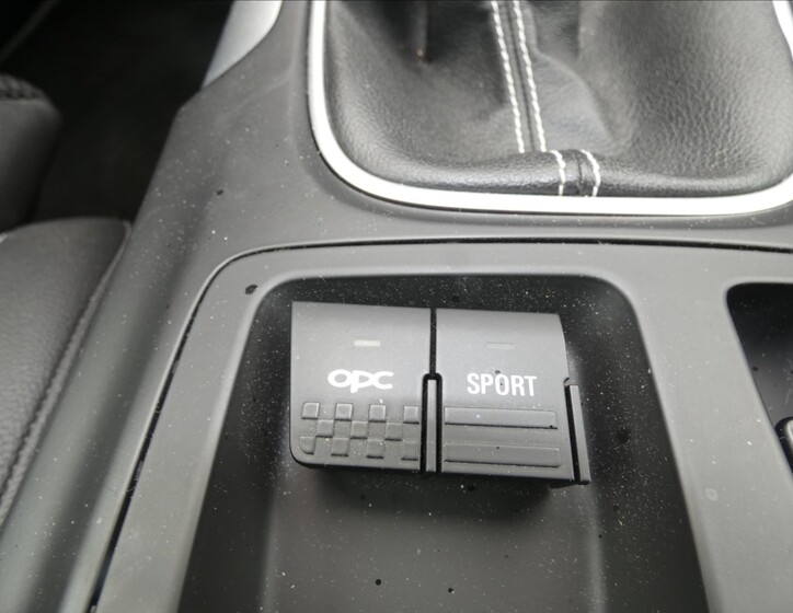 Opel Insignia 10