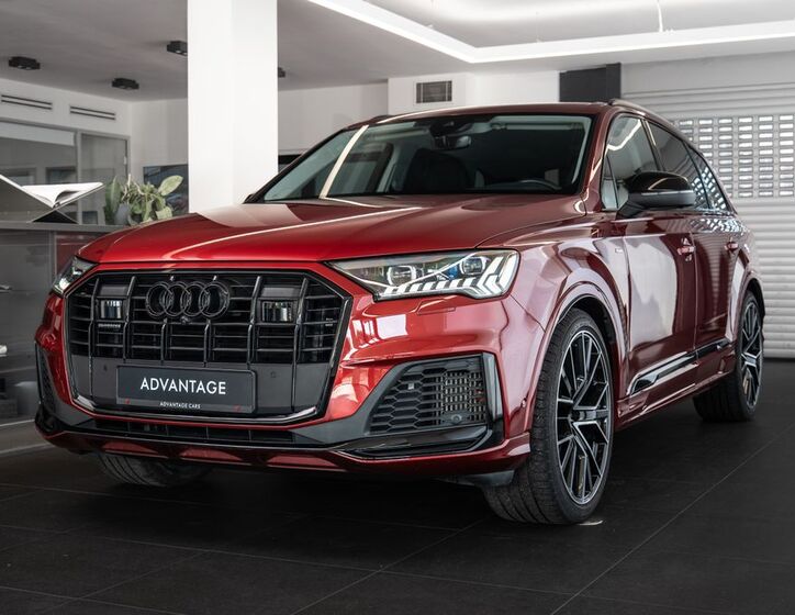 Audi Q7 1