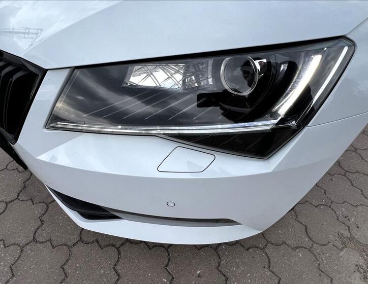 Škoda Superb 13