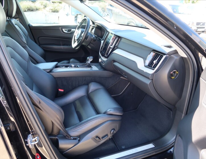Volvo XC60 13