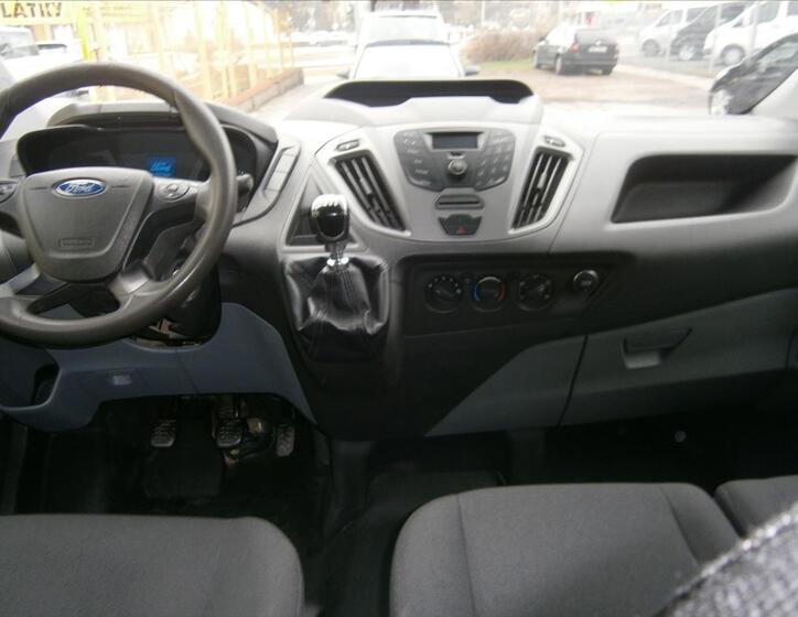 Ford Transit Custom 13