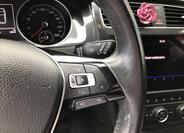 Volkswagen Golf 10