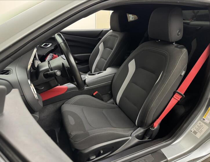 Chevrolet Camaro 40