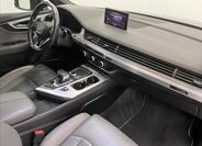 Audi Q7 19