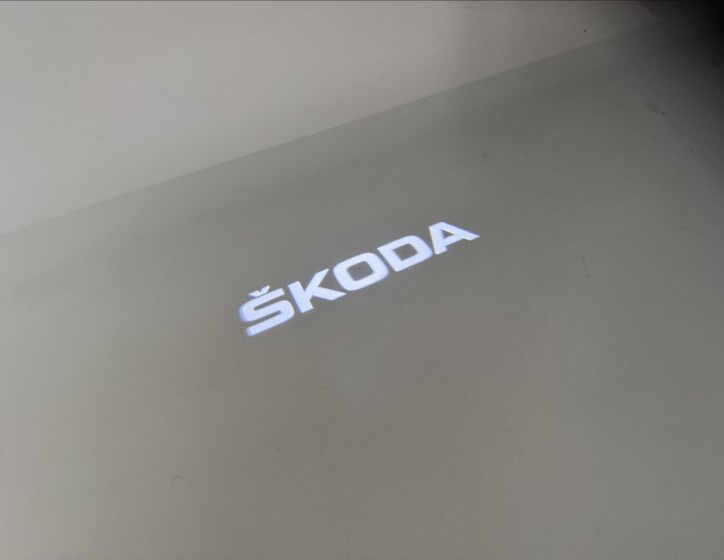 Škoda Superb 44