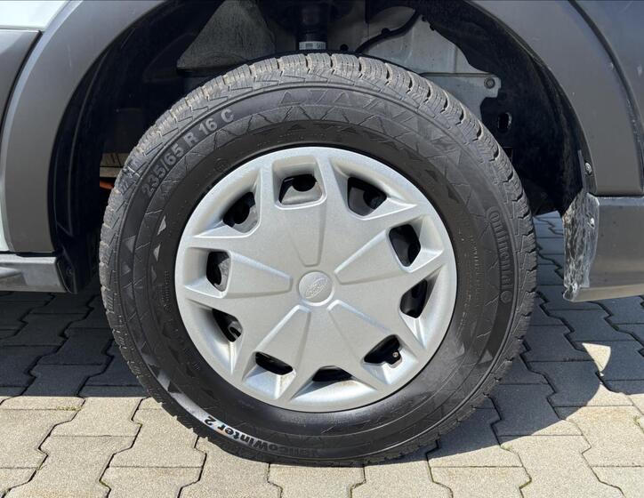 Ford Transit 8