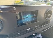 Mercedes-Benz Sprinter 8