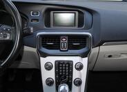 Volvo V40 25