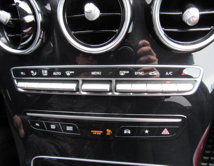 Mercedes-Benz GLC 22