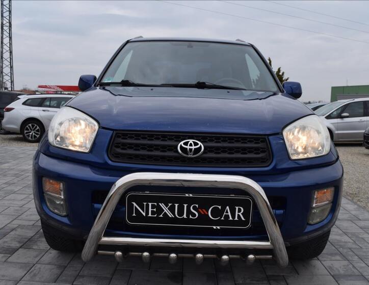 Toyota RAV4 2