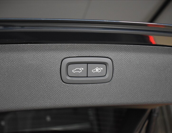 Volvo XC90 26