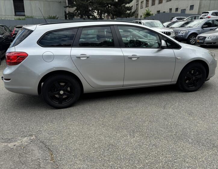 Opel Astra 13