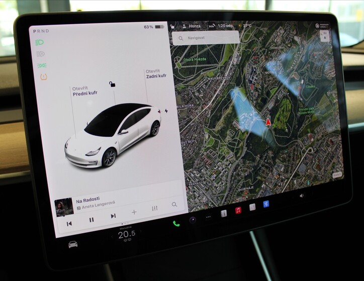 Tesla Model 3 14