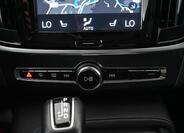 Volvo V90 24