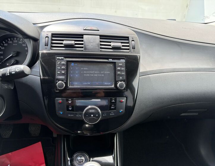 Nissan Pulsar 11