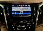 Cadillac Escalade 15