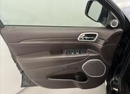 Jeep Grand Cherokee 26