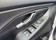 Hyundai i30 31