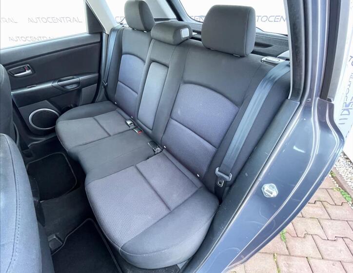 Mazda 3 23