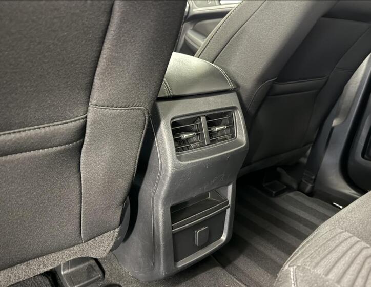 Ford S-MAX 14