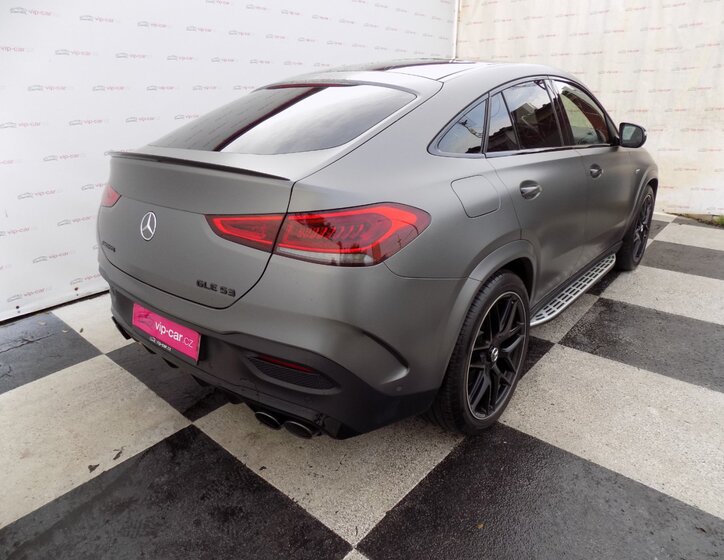 Mercedes-Benz GLE 7