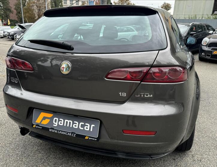 Alfa Romeo 159 9