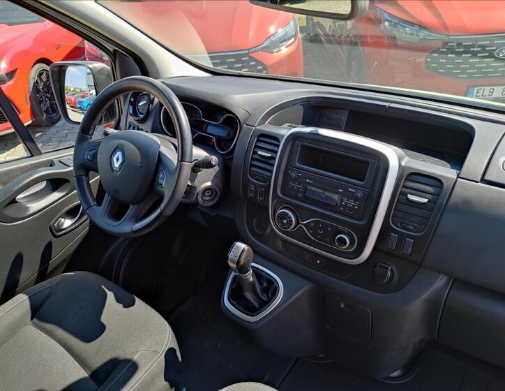 Renault Trafic 18