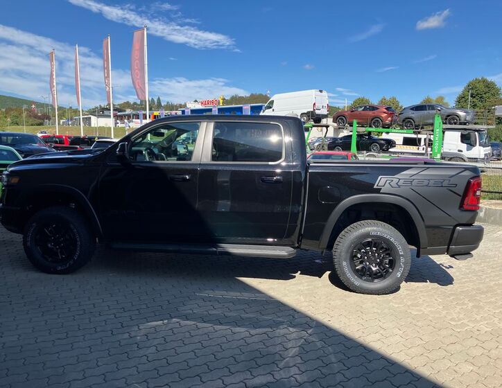 Dodge RAM 14
