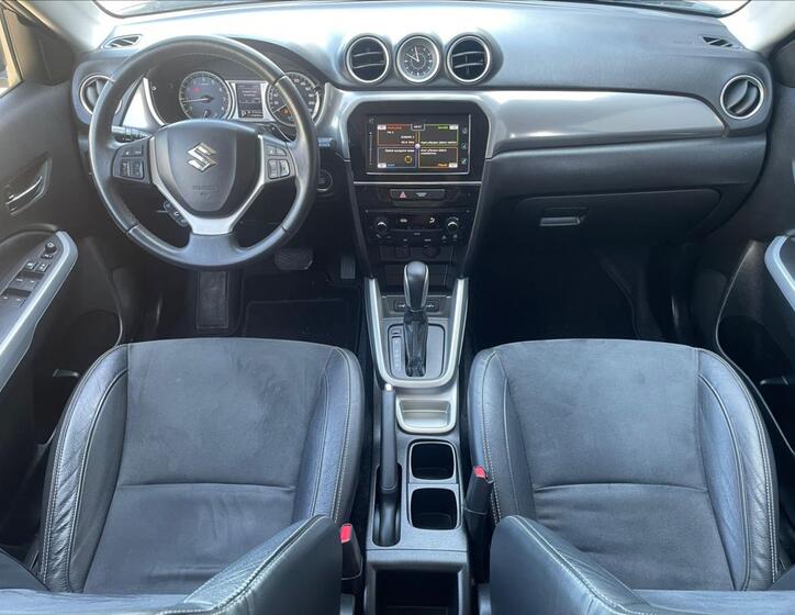 Suzuki Vitara 10