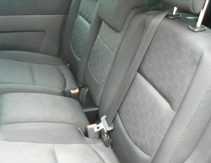 Mazda 5 17