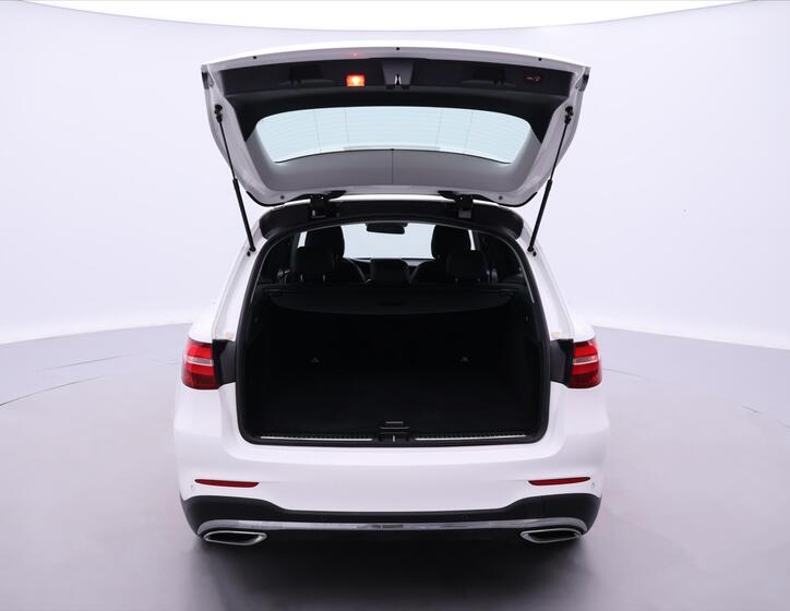 Mercedes-Benz GLC 9