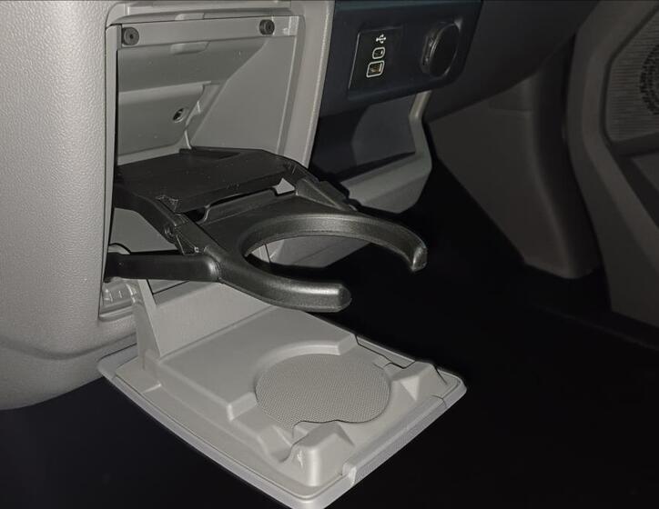 Volkswagen Caravelle 7