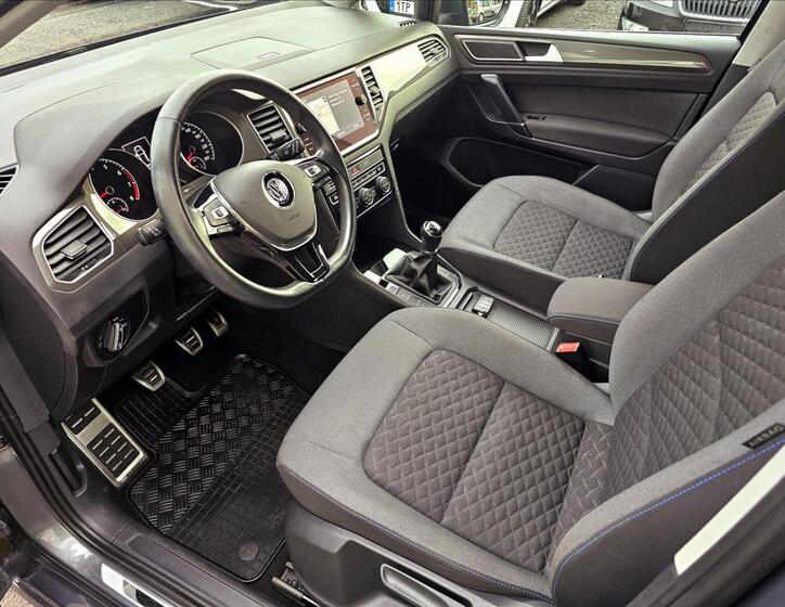 Volkswagen Golf Sportsvan 10