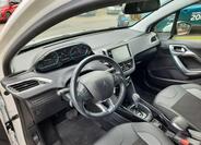 Peugeot 2008 13