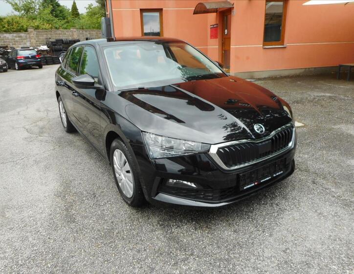 Škoda Scala 3