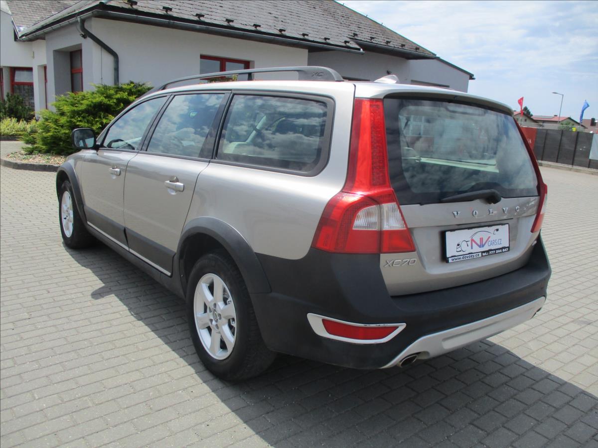 Volvo XC70