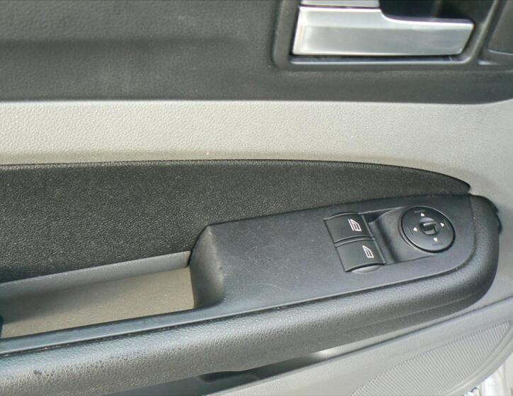 Ford Focus 9