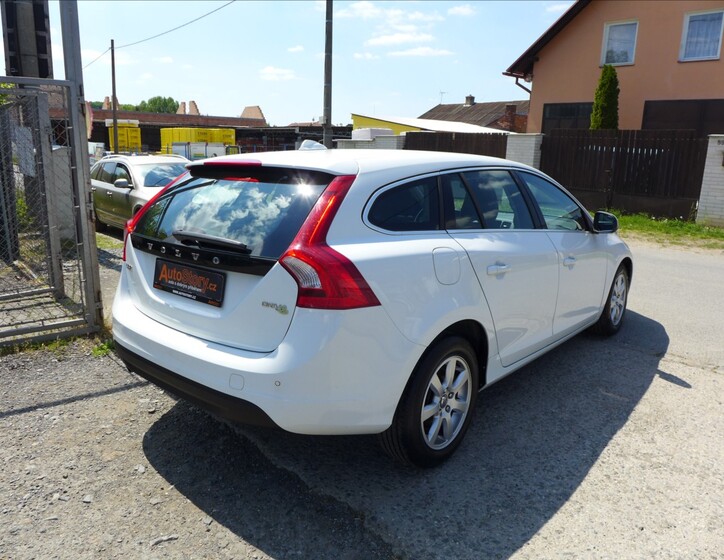 Volvo V60 6