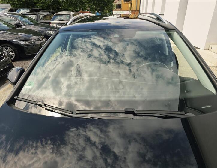 Volkswagen Golf 48
