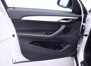 BMW X1 12