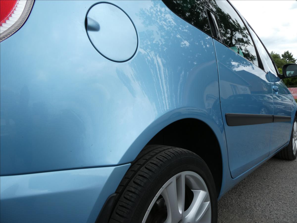 Škoda Roomster