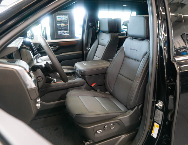 GMC Yukon 19