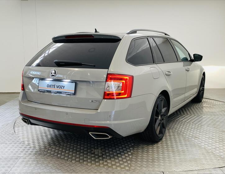 Škoda Octavia 2