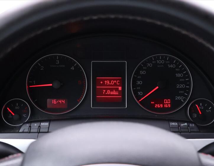 Audi A4 20