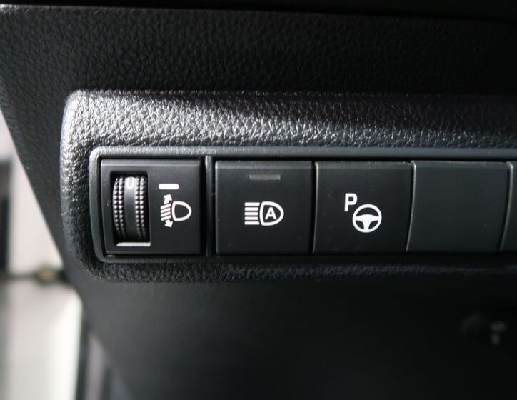 Toyota Corolla 23
